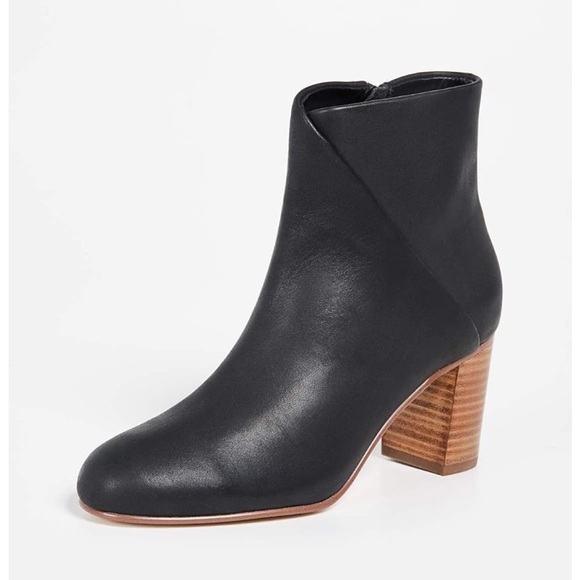 Soludos Shoes - Black Soludos heel booties